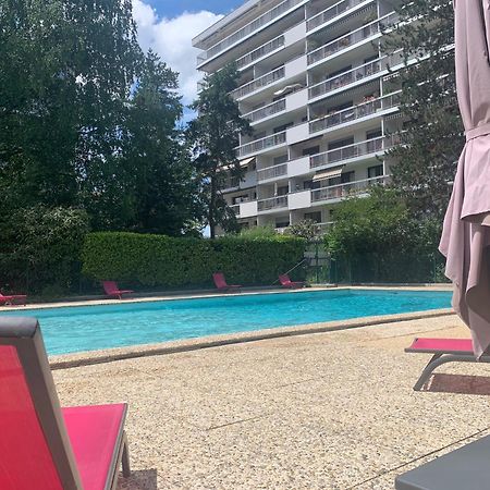 Kusmi Love Piscine Proche Du Lac Annecy Extérieur photo