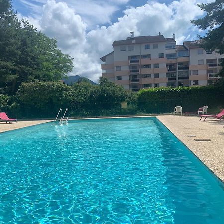 Kusmi Love Piscine Proche Du Lac Annecy Extérieur photo